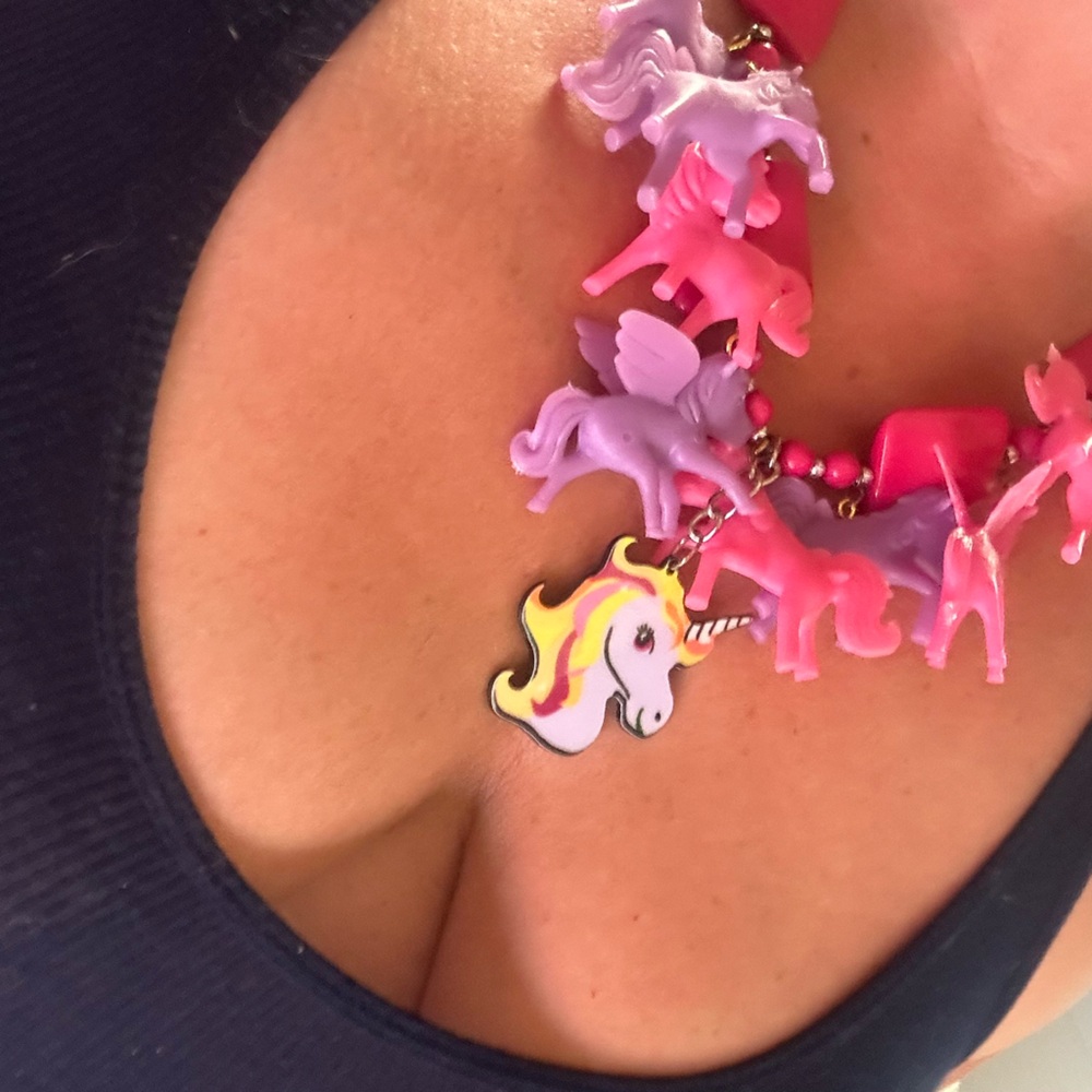 Fun fab unicorn necklace 🦄